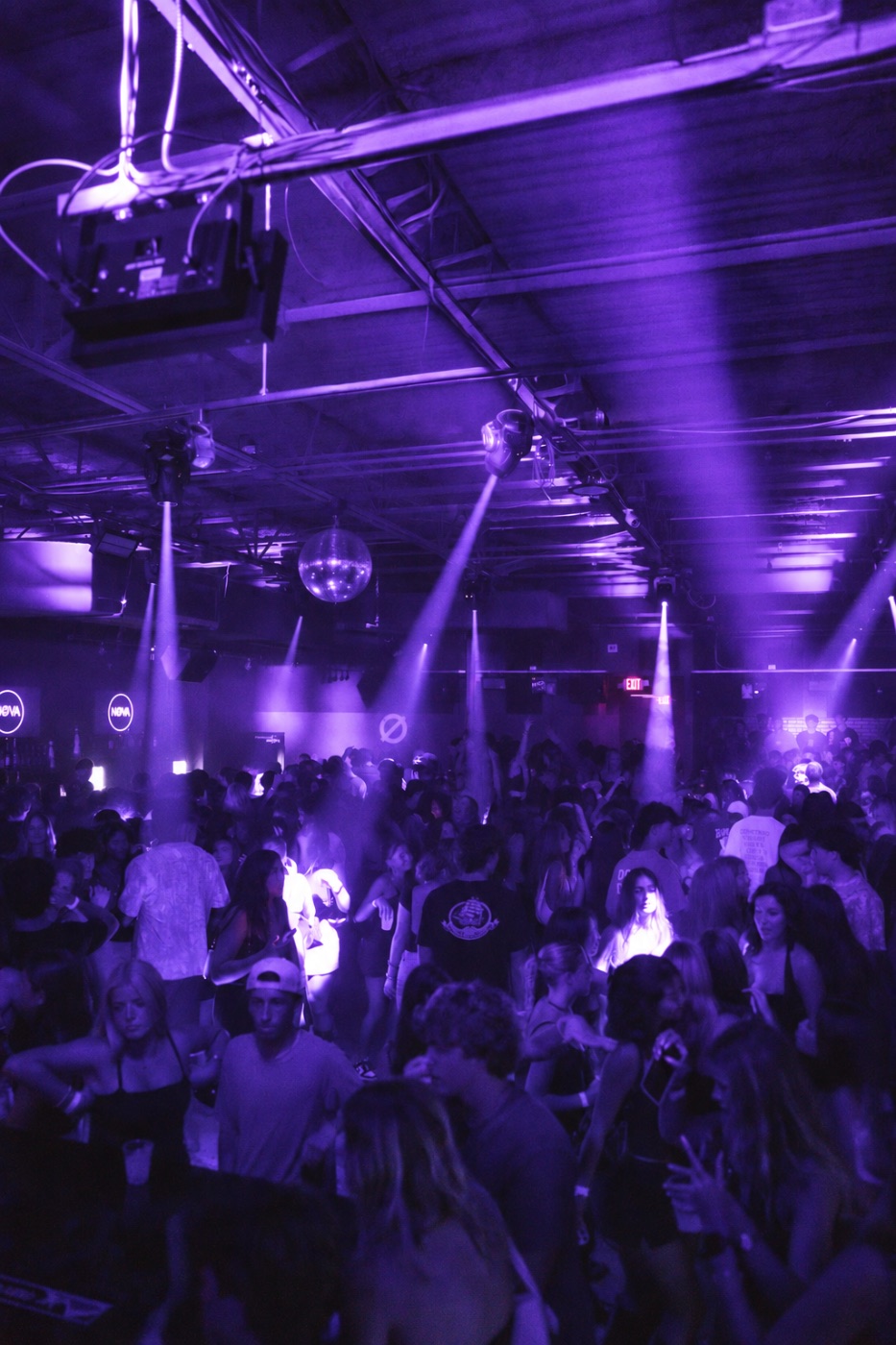 Crowd under the lighting rig